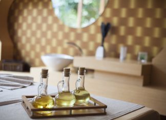 Gül Yağı: Doğadan Gelen Zarafet ve Hassas Bakım arifoglu3